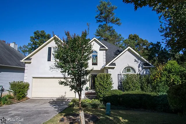 130 Lundy Pl photo 1