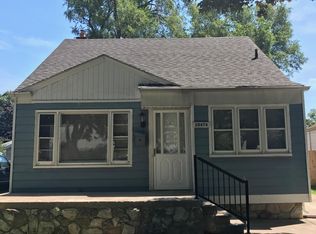 20476 Woodworth, Redford, MI 48240