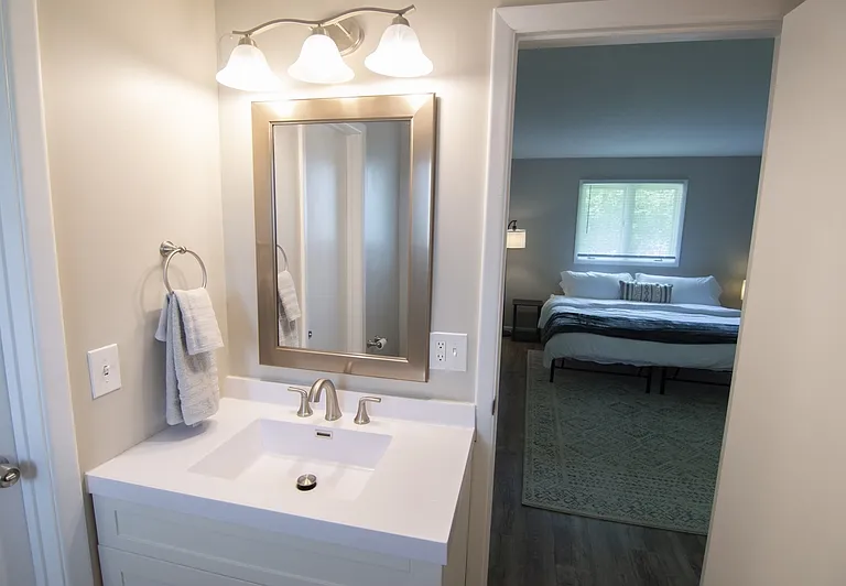 6125 Broadview Rd — Photo 25