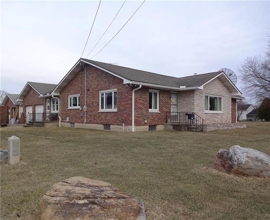 104 E 2nd St, Wind Gap, PA 18091 Zillow