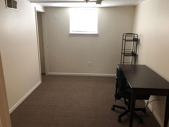2nd image of 407 N 9th St #C
