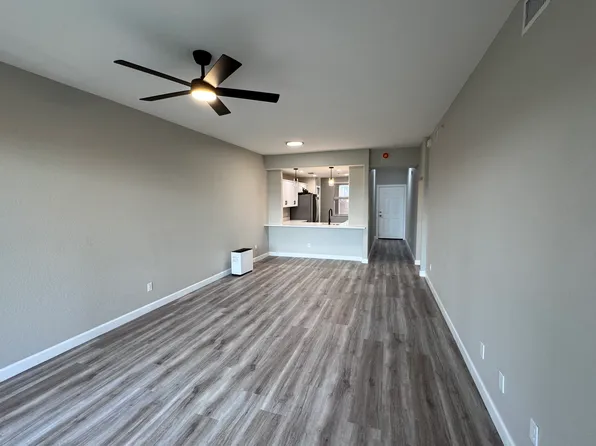 819 Fairwaycove Ln Unit 103, Bradenton, FL 34212