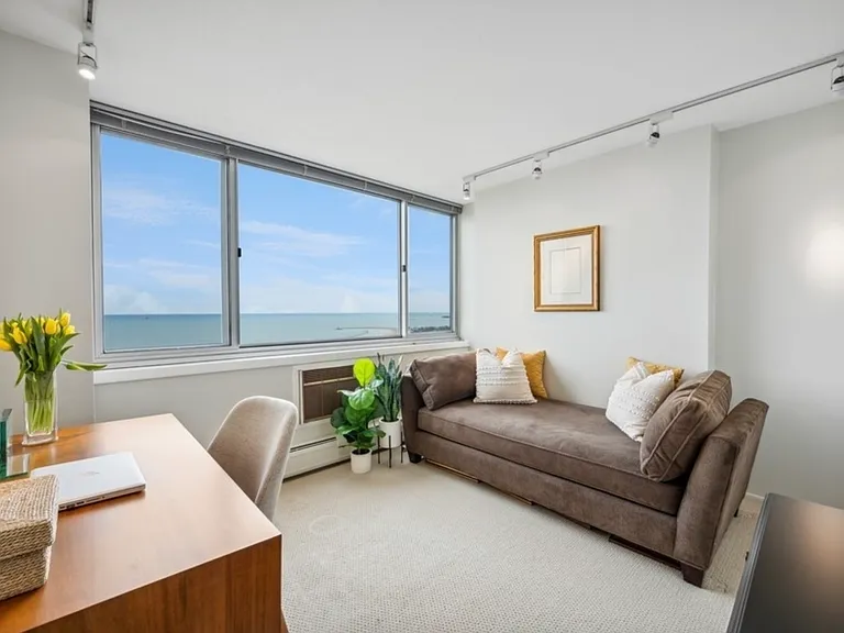 2144 N Lincoln Park W #25B — Photo 13