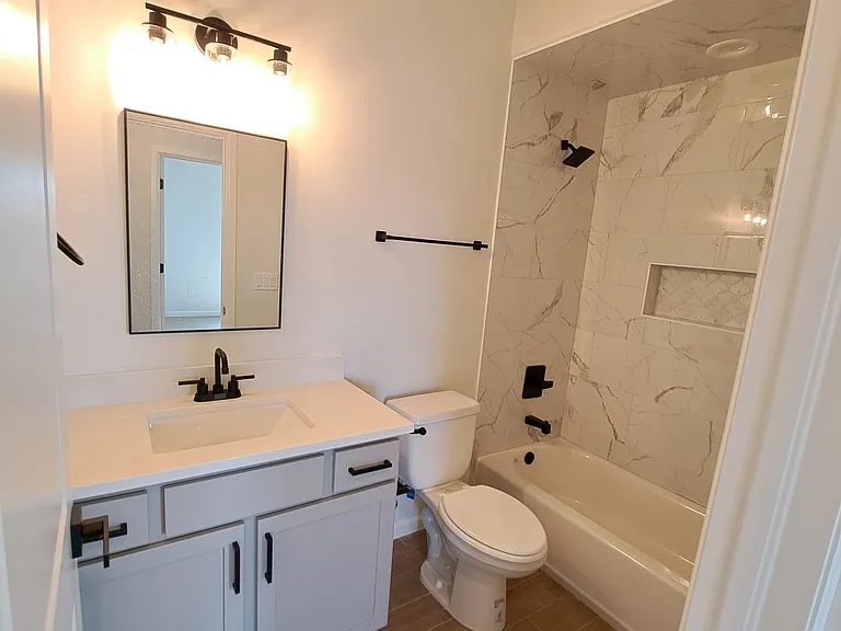 1273 Mission Nuevo Dr #B — Photo 18