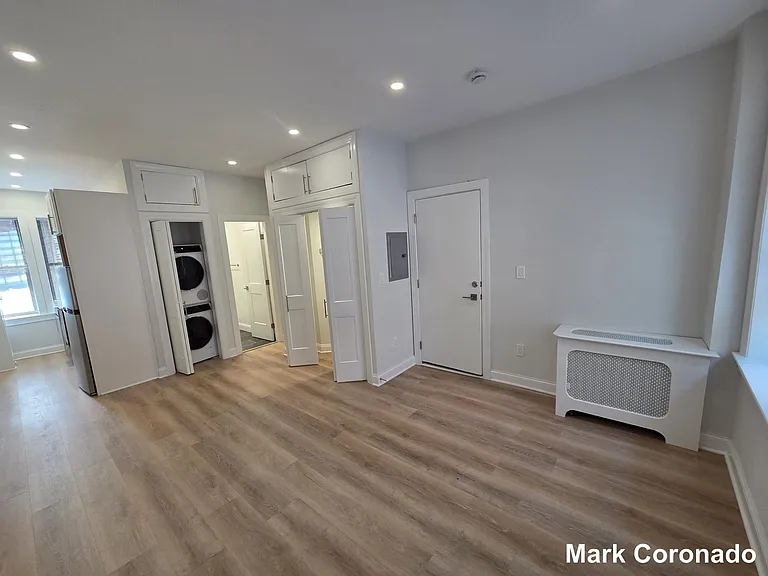 104 Myrtle St #1 — Photo 1