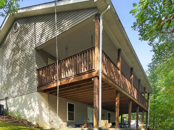 227 Pineview Dr, Mammoth Cave, KY 42259