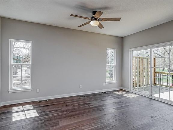 3rd image of 9954 W 87th Ter