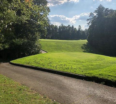 5th image of Leyden Dr