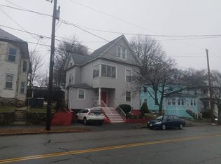 41 Lawrence St, Haverhill, MA 01830