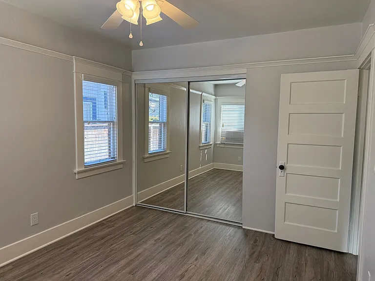 Whiting Ave. 204 W. - 206 — Photo 20