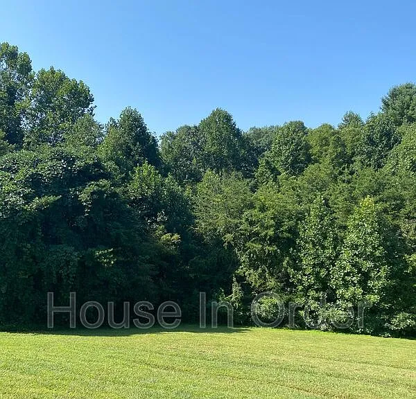 46 Spicewood Rd #C — Photo 4