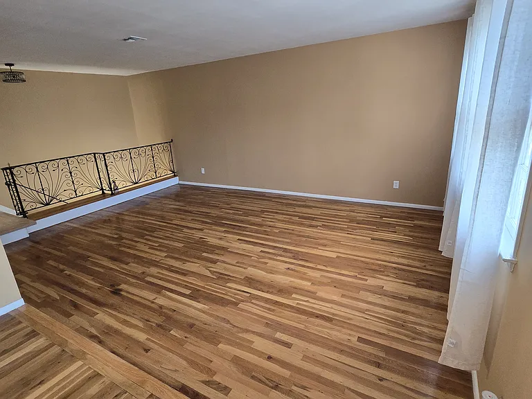 74 Caswell Ave #2 — Photo 37