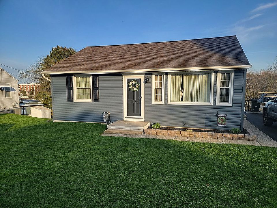 2nd image of 1202 Overbrook Dr