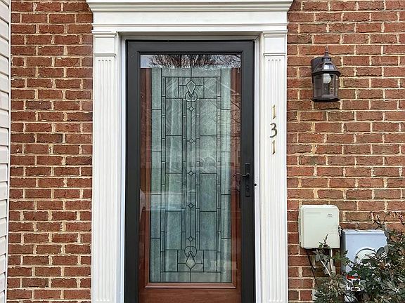 3rd image of 131 Lauren Pl