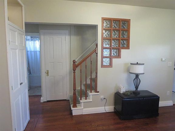 4th image of 3321 Edgewood Dr