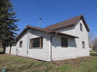 329 3rd St SE, Hope, ND 58046