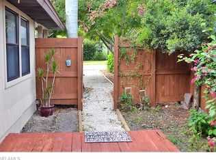 816 13th St N, Naples, FL 34102