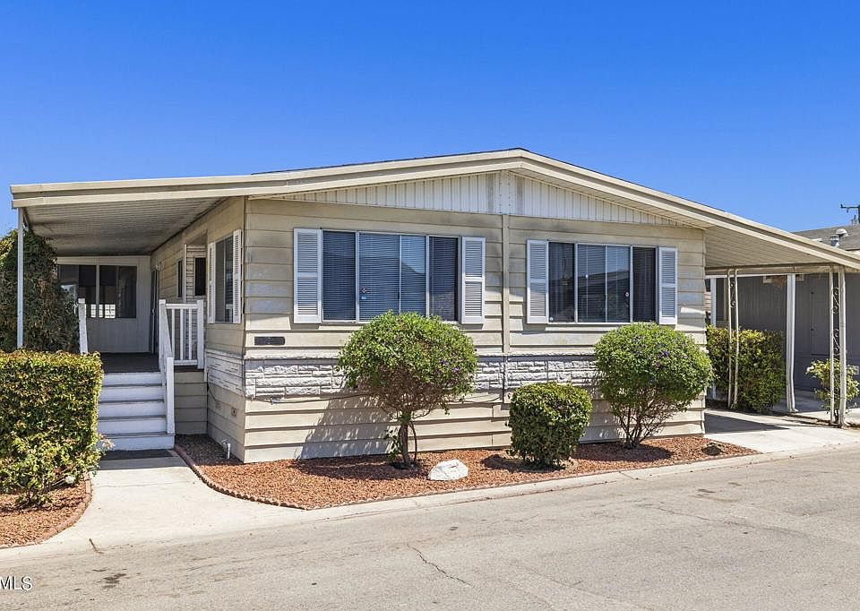 1st image of 104 Fontana Dr #104