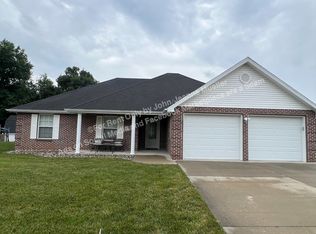 4713 Rainbow Dr, Jefferson City, MO 65109