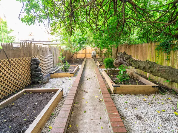 258 Clerk Street image 33 of 34