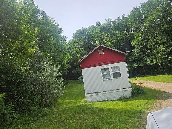 5th image of 1052 Western Avenue