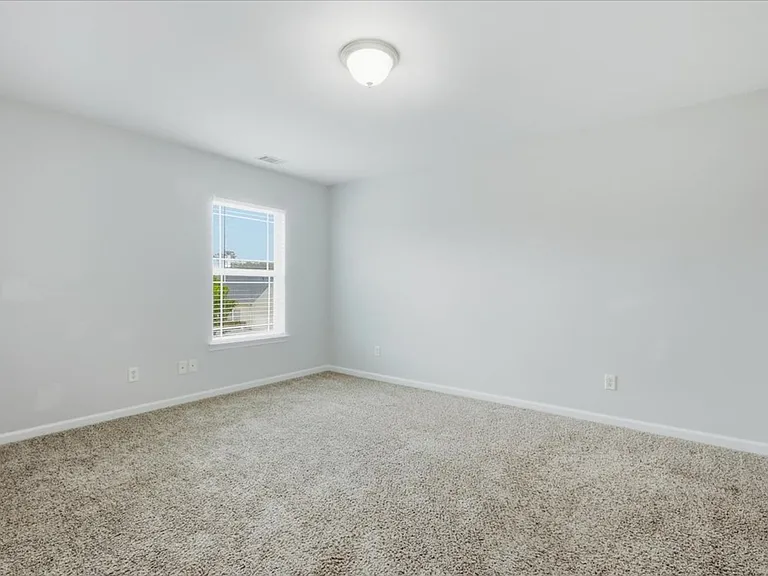 8 Woods Way — Photo 12