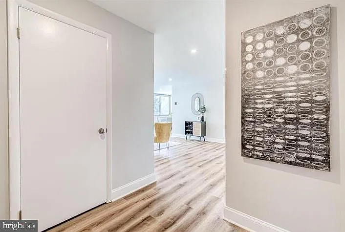 600 Roosevelt Blvd #312 — Photo 2