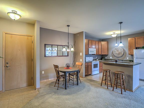2nd image of 111 W Fulton St #208