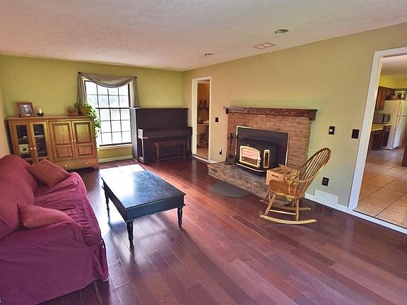 5th image of 7361 Briarwood Dr