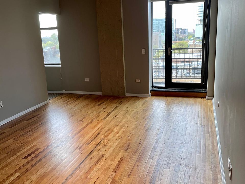 1st image of 1645 W Ogden Ave Unit 612