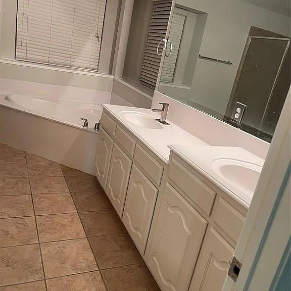 401 Sagebrush Trl — Photo 15