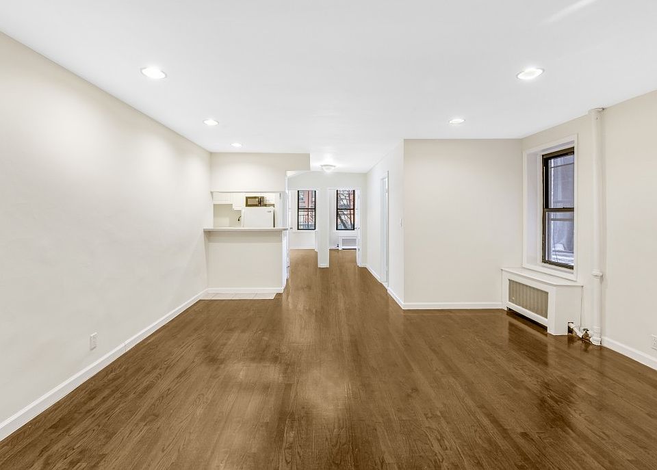 1st image of 1382 1st Ave APT 2