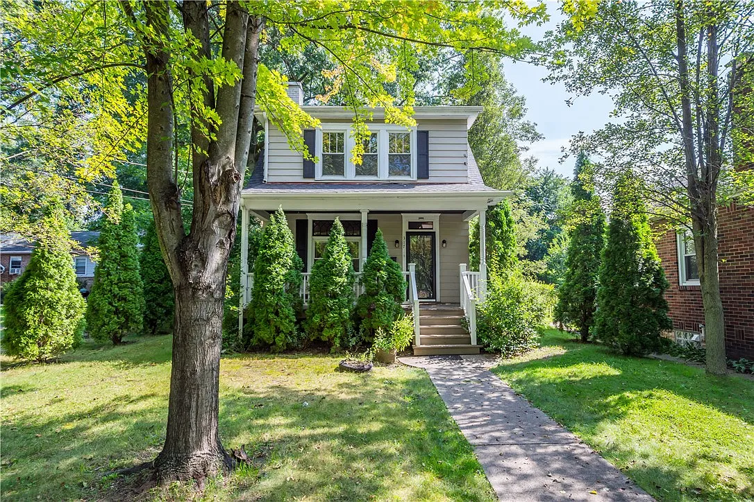 317 Chadwick St photo 1