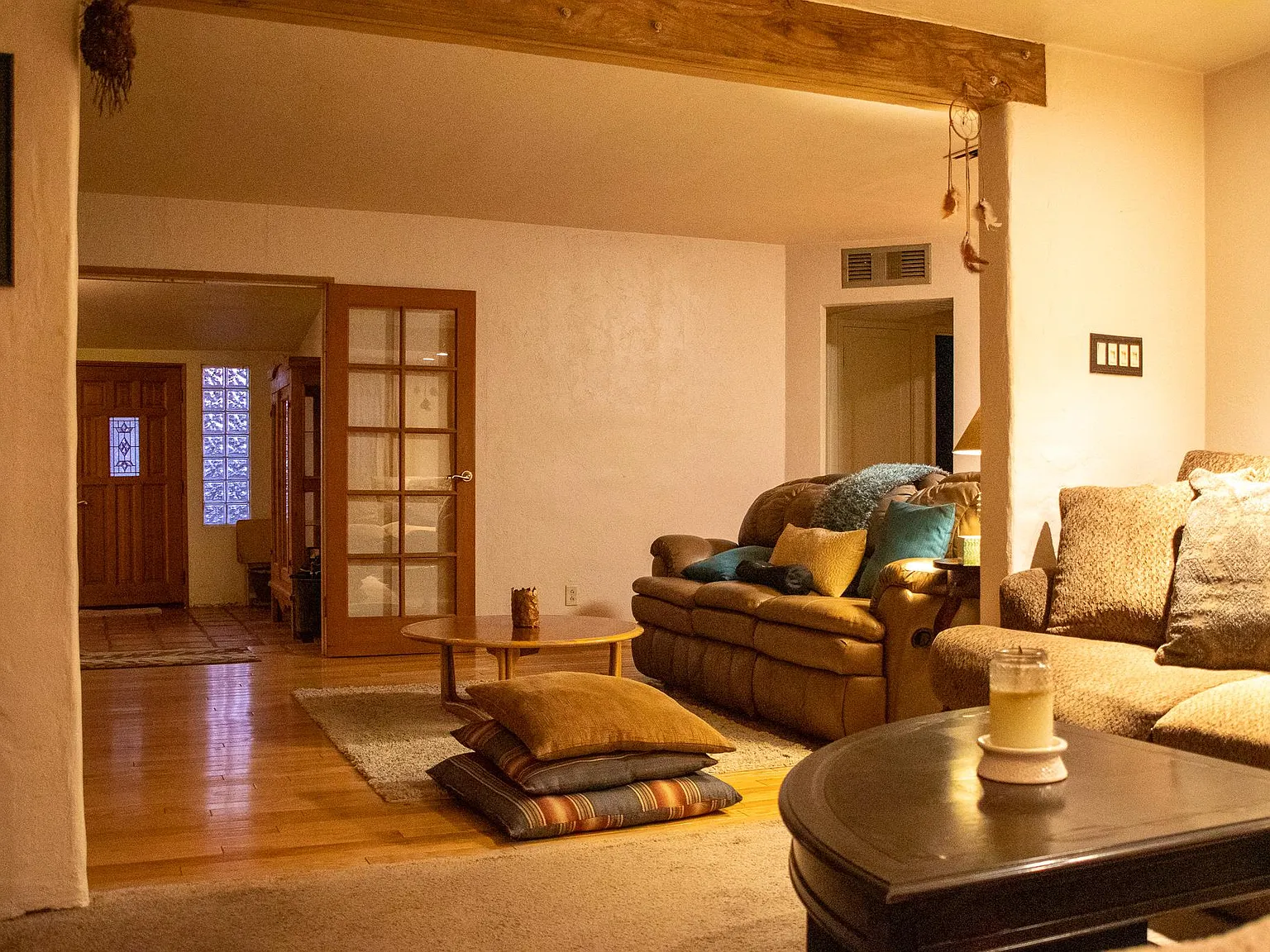1051 Bracken Ave — Photo 4