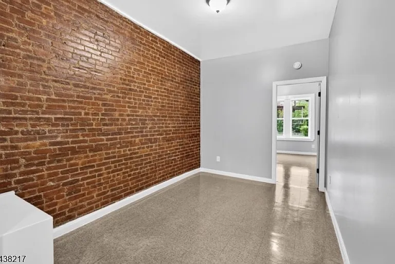 5 Monroe St #1 — Photo 7