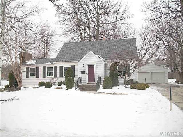 1st image of 410 Burroughs Dr