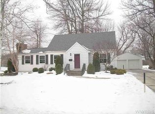 410 Burroughs Dr, Amherst, NY 14226