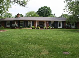 736 Sherwood Dr, Bowling Green, KY 42103