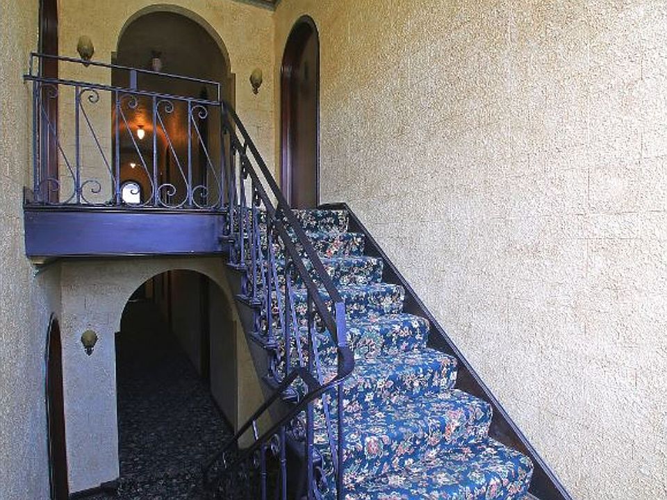 1st image of 2806 Xerxes Ave S APT A