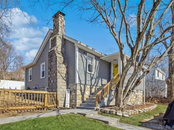 28 Sussex Road, Carmel, NY 10512