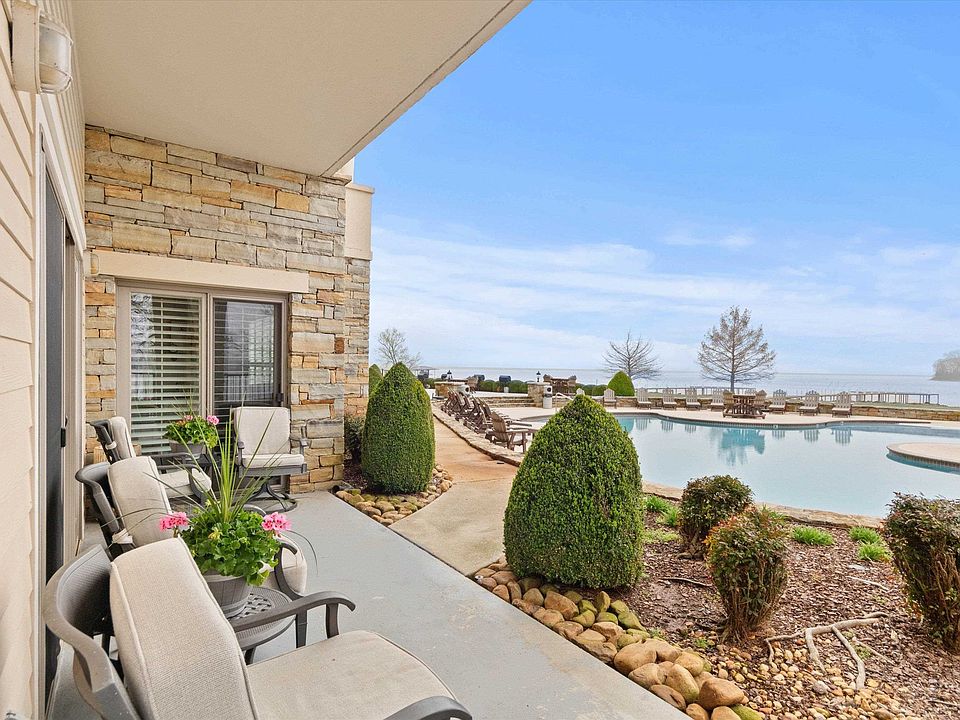 1st image of 12100 Two Rivers Dr APT C-1