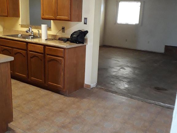 2nd image of 4437 W Clarendon Ave