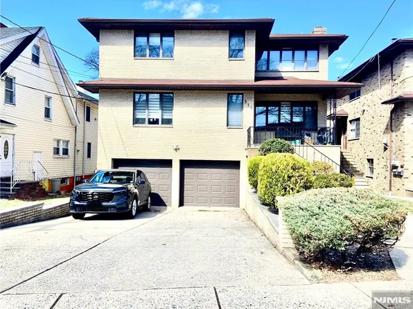 519 Broad Ave, Palisades Park, NJ 07650