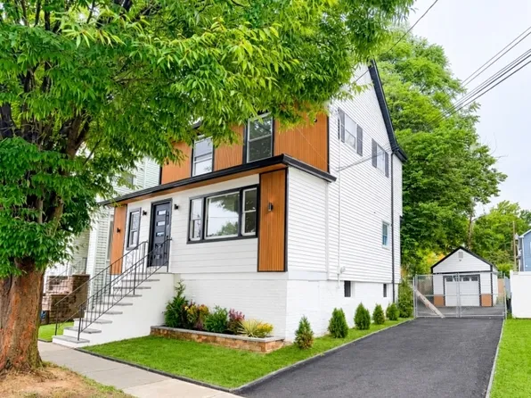 407 E 10Th Ave, Roselle Boro, NJ 07203