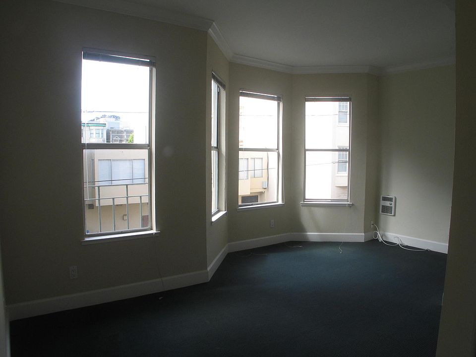 1st image of 235 Oak St #14