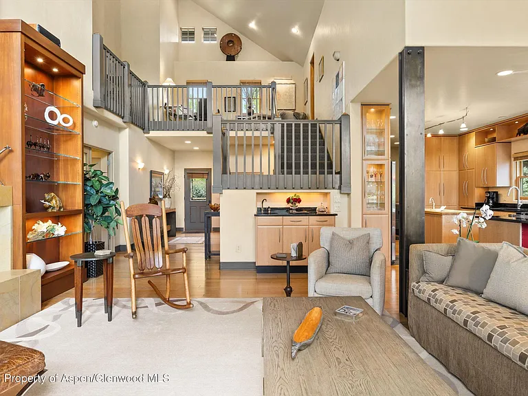 31 Primrose Rd — Photo 10