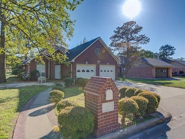1st image of 1208 Augusta Dr