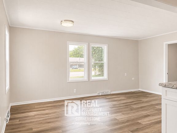 5th image of 8620 Portage Rd