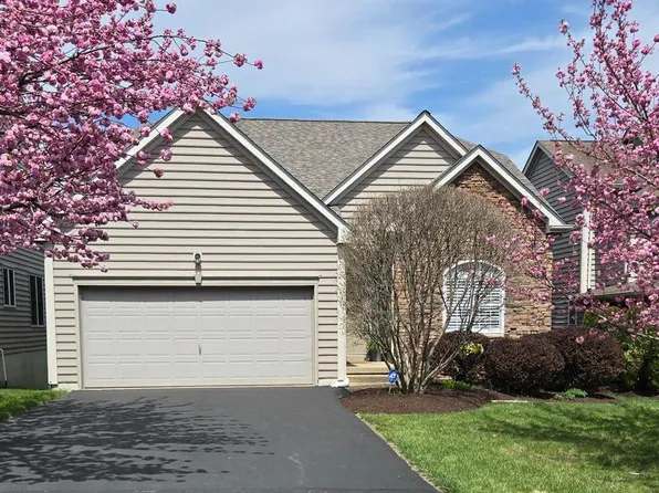 103 Pine Valley Dr, Avondale, PA 19311