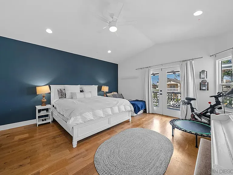 255 Elm Ave — Photo 13